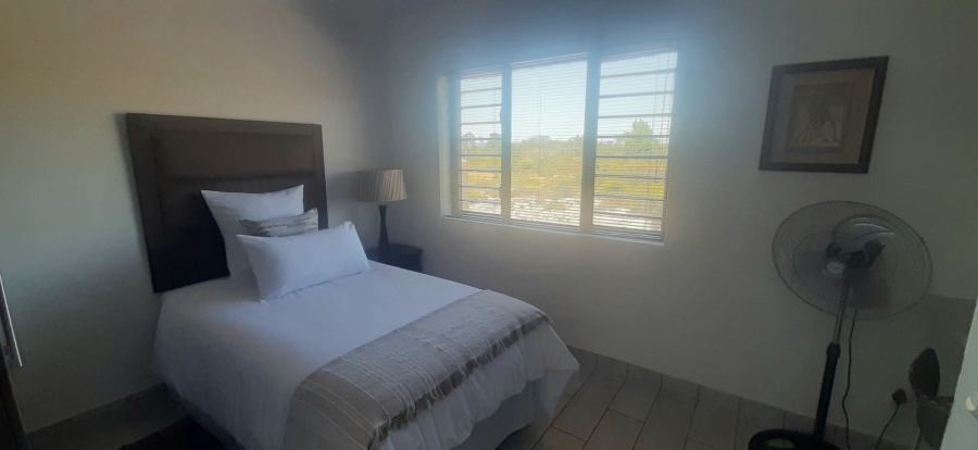 To Let 3 Bedroom Property for Rent in Albertinia Western Cape